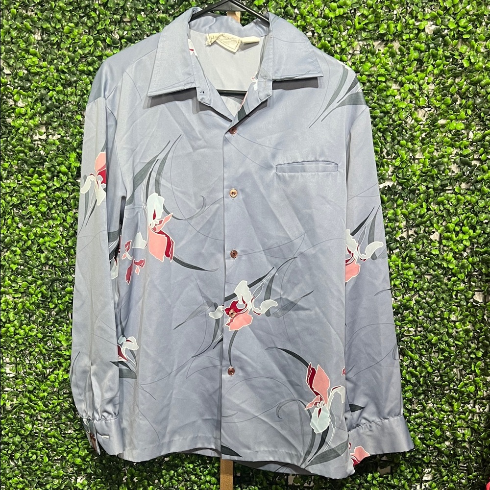 Vintage Mark Raysten Division of Malahini Hawaii Button Down Short size Medium